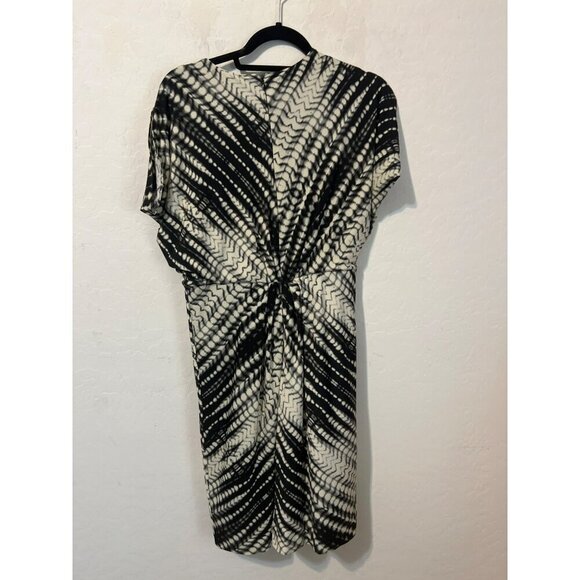 Chico's Sz 1 ( US M 8) Black White Printed Tie Dye Short Sleeve Knee Length Gath - Picture 5 of 7